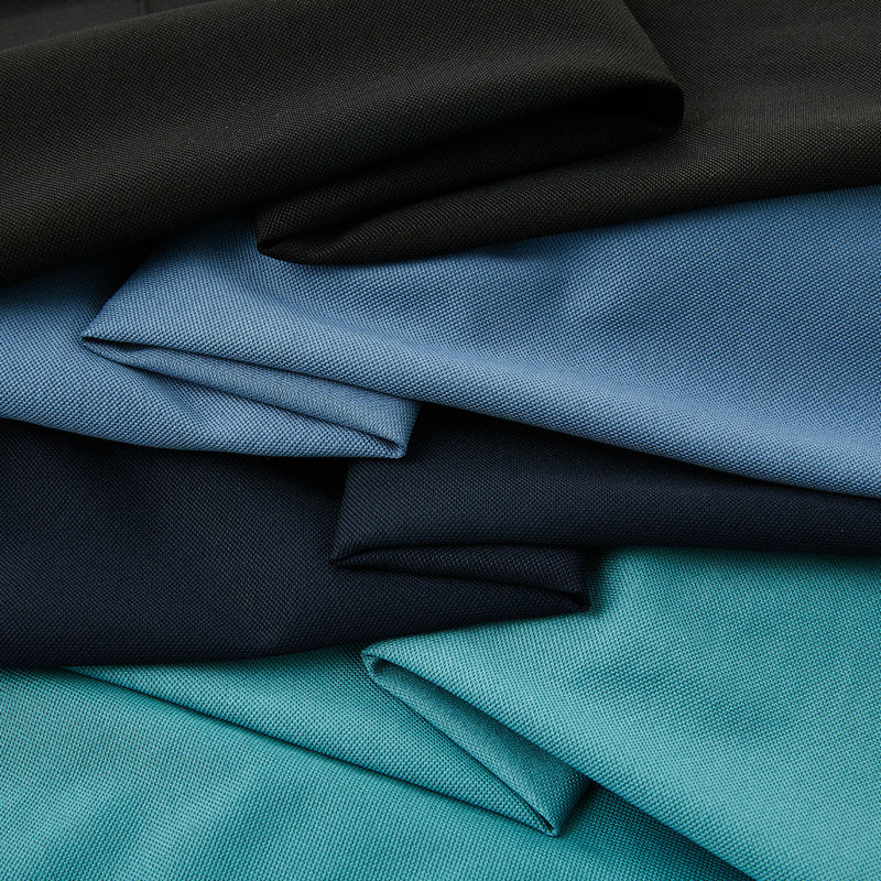 Zwart polo-hemd met korte mouwen voor mannen met aangepaste logo's en ademend stof