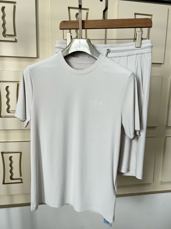 Hoge kwaliteit heren fitness hardloopshorts ademend sneldrogend materiaal knielengte zomer achterzak effen design